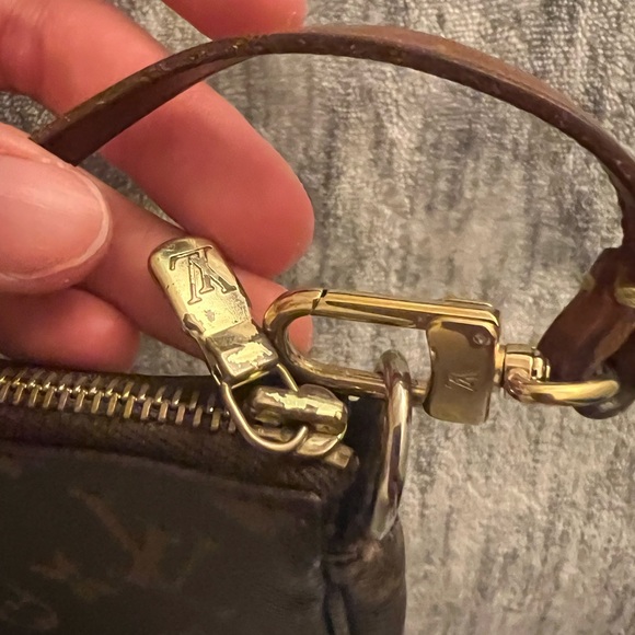 Louis Vuitton pochette - Picture 3 of 9